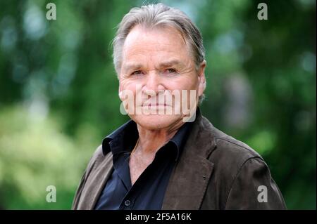 Après l'opération tumorale: Inquiétude au sujet de la série star Fritz Wepper. Archive photo: Fritz WEPPER, GER, acteur, portrait. Format horizontal settermin 'Franzi' - une comédie bavaroise de petite ville le 20 juillet 2009. | utilisation dans le monde entier Banque D'Images