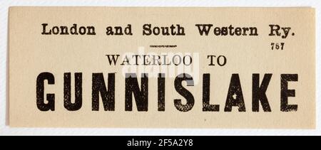 Vintage Midland & South Western Railway train Label - à partir de De London Waterloo à Gunnislake Banque D'Images