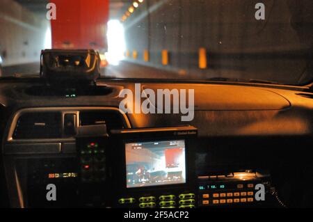 Iyaly, système de contrôle de limite de vitesse Provida monté sur une voiture de police de la circulation Banque D'Images