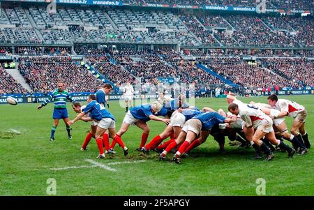 SIX NATIONS FRANCE V ANGLETERRE 2/3/2002 PHOTO DAVID ASHDOWN.RUGBY Banque D'Images