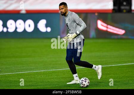 GRENADE, ESPAGNE - MARS 25: Robert Sanchez d'Espagne pendant la coupe du monde de la FIFA 2022 Qatar qualificateur match entre l'Espagne et la Grèce à Estadio Municipal Banque D'Images