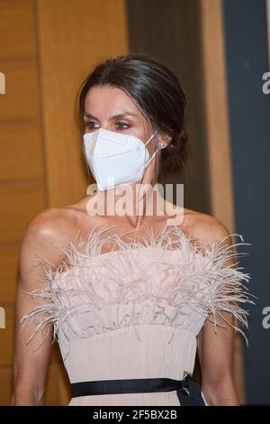 Andorre-la-Vieille, Principauté d'Andorre. 25 mars 2021. La reine Letizia d'Espagne participe au dîner officiel offert par les Co-Princes d'Andorre au cours d'une visite d'État de 2 jours en Principauté d'Andorre à l'hôtel Andorra Park le 25 mars 2021 à Andorre la Vella, Principauté d'Andorre crédit: Jack Abuin/ZUMA Wire/Alay Live News Banque D'Images