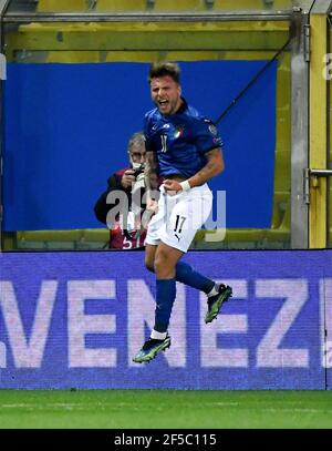 Parme. 26 mars 2021. Ciro Immobile en Italie célèbre le match du groupe C de qualification de la coupe du monde de la FIFA 2022 entre l'Italie et l'Irlande du Nord à Parme, Italie, le 25 mars 2021. Credit: Xinhua/Alay Live News Banque D'Images