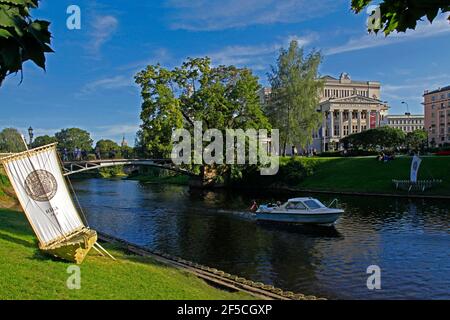 Géographie / voyage, Lettonie, pays baltes, Riga, vieille ville, Opéra national au canal de la ville dans les Bastejkalns, Additional-Rights-Clearance-Info-not-available Banque D'Images