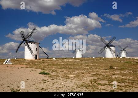 Géographie / voyage, Espagne, moulin à vent, Campo de Criptana, province Ciudad Real, Castille-la Manche, droits-supplémentaires-autorisations-Info-non-disponible Banque D'Images