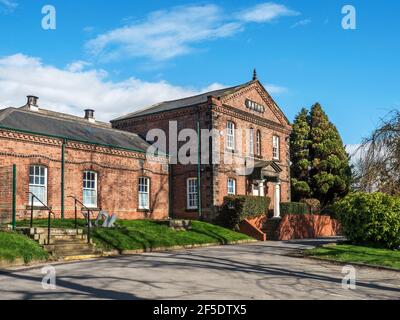 Bâtiment en briques rouges des bains Starbeck datant de 1870 sur Spa Lane Starbeck Harrogate North Yorkshire Angleterre Banque D'Images