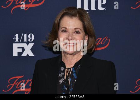 L'actrice Jessica Walter assiste au FX Network 2017 All-Star UpFront au SVA Theatre le 6 avril 2017 à New York. Banque D'Images