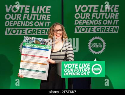 North Queensferry, Écosse, Royaume-Uni. 26 mars 2021. PHOTO : Lorna Slater - Co-leader du Scottish Green Party. Les Verts écossais marquent aujourd'hui le début de la conférence de leur parti en dévoilant une « carte de report » de fin de mandat soulignant les réalisations du parti au cours du dernier mandat parlementaire. Crédit : Colin Fisher/Alay Live News Banque D'Images