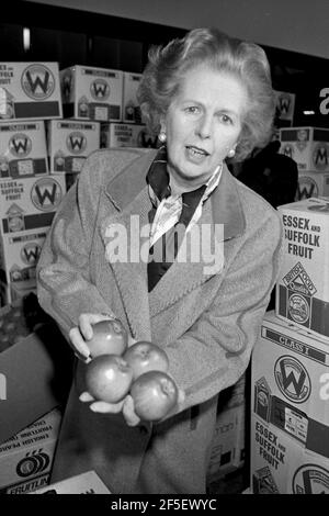 Mme Thatcher dans le nord de l'Angleterre/Leeds/Bradford en 1987 Banque D'Images