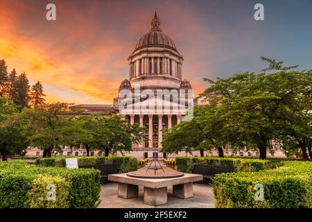 Olympia, Washington, USA State Capitol building au crépuscule. Banque D'Images
