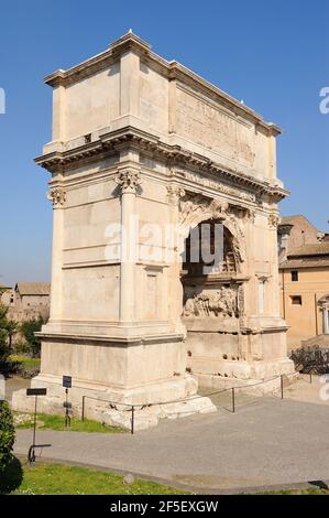 Italie, Rome, Forum romain, arc de Titus Banque D'Images