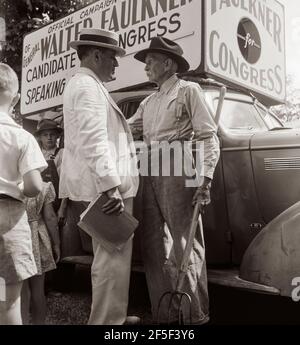 Candidat au congrès (général Walter Faulkner) et agriculteur du Tennessee. Crossville, Tennessee. Juin 1938. Photo de Dorothea Lange. Banque D'Images