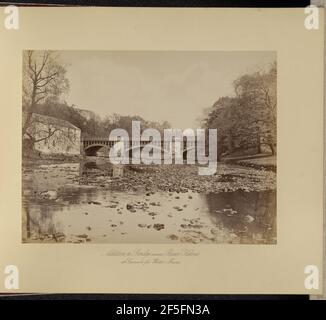 Ajout au pont traversant la rivière Kelvin. Thomas Annan (écossais, 1829 - 1887) Banque D'Images