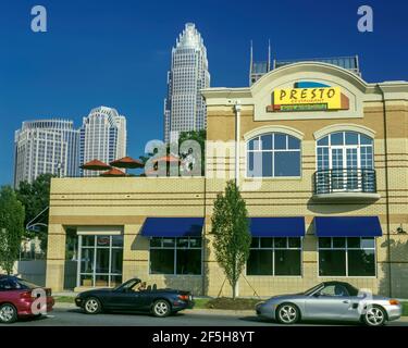 2003 CAFÉS HISTORIQUES RESTAURANTS SOUTH GRAHAM STREET CENTRE-VILLE CHARLOTTE MACKLENBURG COMTÉ CAROLINE DU NORD ÉTATS-UNIS Banque D'Images