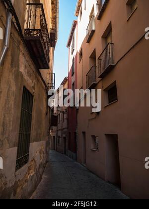 Ruelle étroite rues pavées de ville pittoresque et charmante De Ségovie méditerranée architecture rustique en Espagne Europe Banque D'Images