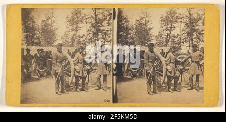 Camp de vie, armée du Potomac. Pratique de l'artillerie.. Edward et Henry T. Anthony & Co. (American, fondée en 1862, fusionnée en 1902) Banque D'Images