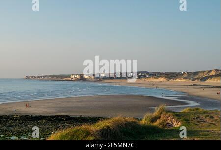 Vue panoramique sur la Côte d'Opale française à l'extérieur de Wimereux Banque D'Images