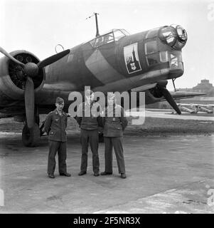 Wehrmacht Luftwaffe Junkes Ju 86 Ausbildung Bordfunkerschule Halle / Saale - avion d'entraînement de la Force aérienne allemande Junkes Ju 86 et École de radio aérienne Banque D'Images