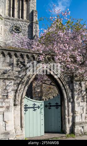 Porte et tour d'horloge St Marks Church Regents Park Londres Angleterre Banque D'Images