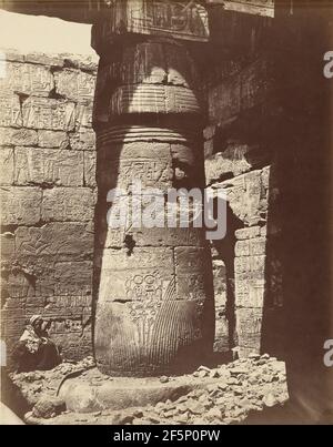 Colonne dans la deuxième cour du Temple de Ramesses III, Karnak. Félix Bonfils (français, 1831 - 1885) Banque D'Images