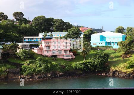 Villas autour de la région de Tapion sur l'île des Caraïbes de Sainte-Lucie. Banque D'Images