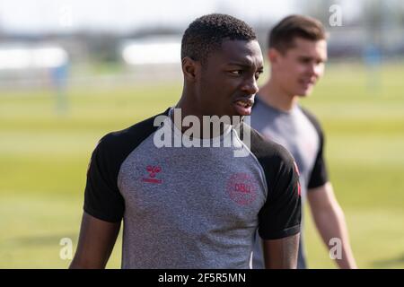 Bök, Hongrie. 27 mars 2021. Mohamed Daramy, du Danemark, vu lors d'une session d'entraînement au centre d'entraînement Bök à Bök pendant le championnat de l'UEFA EURO U-21. (Crédit photo : Gonzales photo/Alamy Live News Banque D'Images