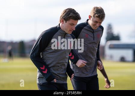 Bök, Hongrie. 27 mars 2021. Anders Dreyer, du Danemark, vu lors d'une session d'entraînement au centre d'entraînement Bök à Bök pendant le championnat de l'UEFA EURO U-21. (Crédit photo : Gonzales photo/Alamy Live News Banque D'Images