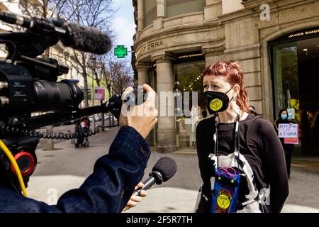 Barcelone, Espagne. 27 mars 2021. Performance d'Animal Rebelliun contre la politique agraire commune (PAC), Barcelone, Espagne crédit: Nacho Sánchez/Alamy Live News Banque D'Images