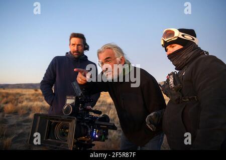 News of the World est un film dramatique américain occidental de 2020 co-écrit et réalisé par Paul Greengrass, basé sur le roman de 2016 du même nom de Paulette Jiles, et avec Tom Hanks et Helena Zengel. Cette photographie est à usage éditorial exclusif et est le droit d'auteur de la compagnie de film et/ou le photographe assigné par la compagnie de film ou de production et ne peut être reproduite que par des publications en conjonction avec la promotion du film ci-dessus. Un crédit obligatoire pour la société de cinéma est requis. Le photographe doit également être crédité lorsqu'il est connu. Banque D'Images