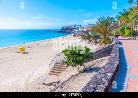 Promenade en bord de mer à Playa de Matorral à Morro Jable, Fuerteventura, îles Canaries, Espagne. Banque D'Images