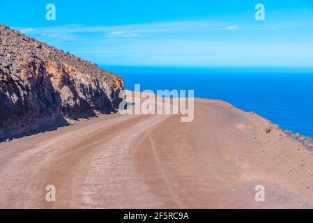 Route traversant la péninsule de Jandia à Fuerteventura, îles Canaries, Espagne. Banque D'Images