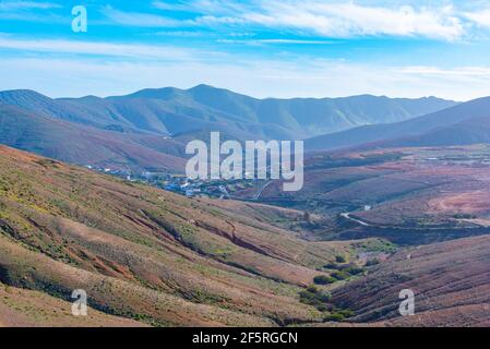 Vue aérienne de la ville de Betancuria à Fuerteventura, îles Canaries, Espagne. Banque D'Images