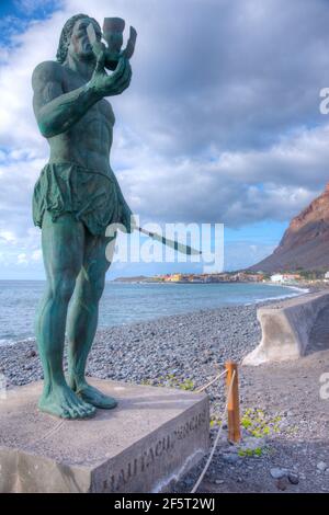 Statue du guerrier Guanche à la Gomera, îles Canaries, Espagne. Banque D'Images