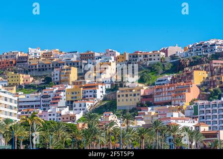 Façades colorées de maisons à San Sebastian de la Gomera, îles Canaries, Espagne. Banque D'Images