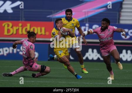 Paris, France. 13 juillet 2013. Clermont Fullback KOTARO MATSUSHIMA en action pendant le championnat de rugby français Top 14 entre Stade Francais Paris et COMME Clermont au stade Jean Bouin à Paris - France.Clermont a gagné 34:27 Credit: Pierre Stevenin/ZUMA Wire/Alay Live News Banque D'Images