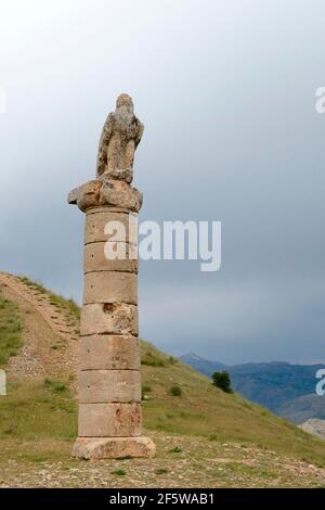 Statue d'aigle sur colonne, Anatolie, Kahta, province d'Adiyaman, Karakus Hill, KarakusTumulus, Tumulus, Tumulus, Tumulus, King Mithridates, Commagene Banque D'Images