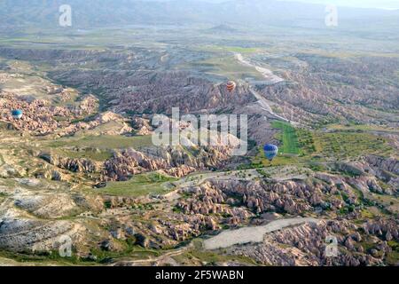 Vol en montgolfière, Anatolie, Anatolie centrale, vol, Goereme, Cappadoce, Turquie Banque D'Images