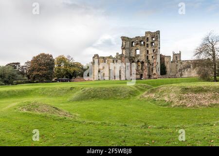 Vestiges de travaux de terrassement de jardin formels Ashby de la Zouch Castle, Leicestershire, Angleterre, Royaume-Uni Banque D'Images