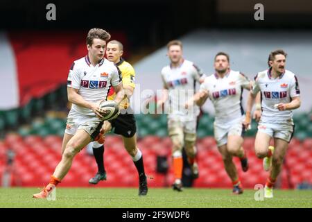 Cardiff, Royaume-Uni. 28 mars 2021. Chris Dean d'Edinburgh Rugby fait une pause. Guinness Pro14 Rugby, Dragons v Edinburgh Rugby au stade de la Principauté à Cardiff le dimanche 28 mars 2021. photo par Andrew Orchard/Andrew Orchard sports Photography/Alay Live News crédit: Andrew Orchard sports Photography/Alay Live News Banque D'Images