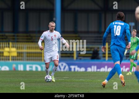 Gyor, Hongrie. 28 mars 2021. Victor Nelsson (5) du Danemark vu lors du match de l'UEFA EURO U-21 entre l'Islande et le Danemark à Gyirmoti Stadion à Gyor. (Crédit photo : Gonzales photo/Alamy Live News Banque D'Images