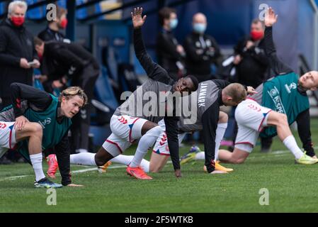 Gyor, Hongrie. 28 mars 2021. Mohamed Daramy, du Danemark, s'est réchauffé avant le match de l'UEFA EURO U-21 entre l'Islande et le Danemark au Gyirmoti Stadion à Gyor. (Crédit photo : Gonzales photo/Alamy Live News Banque D'Images