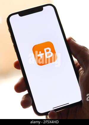 Assam, inde - 30 mars 2021 : logo Babbel sur l'écran du téléphone image de stock. Banque D'Images