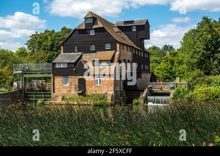 Houghton Mill un moulin à eau sur la Grande Ouse à Houghton, Cambridgeshire, Angleterre Banque D'Images