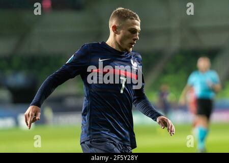 Szombathely, Hongrie. 28 mars 2021. Adrien Truffert (7) de France vu lors du match de l'UEFA EURO U-21 entre la Russie et la France au stade Haladas à Szombathely. (Crédit photo : Gonzales photo/Alamy Live News Banque D'Images