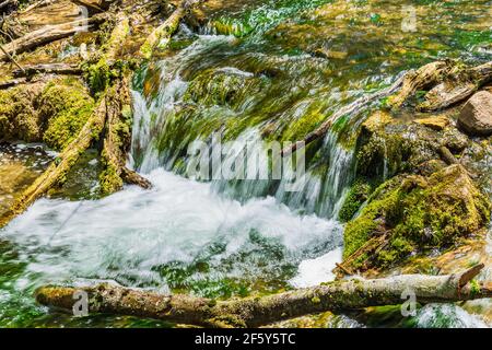 Weavers Creek Falls Owen Sound Ontario Canada au printemps Banque D'Images