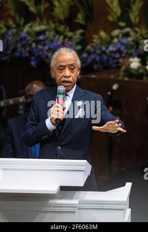 Minneapolis, États-Unis. 28 mars 2021. Le révérend Al Sharpton s'exprime à la prière Vigil et au rassemblement à l'église Missionnaire de la Grande amitié le 28 mars 2021, la nuit précédant le début du procès de Derek Chauvin à Minneapolis, Minnesota. Photo: Chris Tuite/ImageSPACE crédit: Imagespace/Alamy Live News Banque D'Images