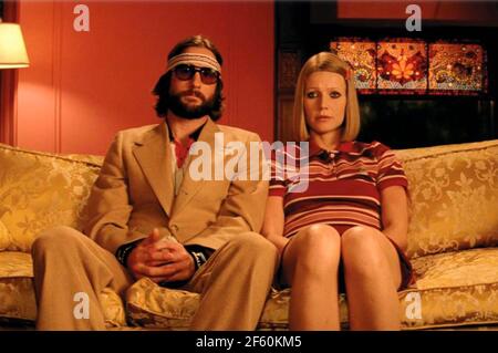 LE FILM ROYAL TENENBAUMS 2001 Buena Vista Pictures avec Gwyneth Paltrrow et Luke Wilson Banque D'Images