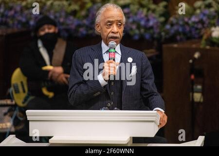 Minneapolis, États-Unis. 28 mars 2021. Le révérend Al Sharpton s'exprime à la prière Vigil et au rassemblement à l'église Missionnaire de la Grande amitié le 28 mars 2021, la nuit précédant le début du procès de Derek Chauvin à Minneapolis, Minnesota. Photo: Chris Tuite/ImageSPACE/Sipa USA crédit: SIPA USA/Alay Live News Banque D'Images