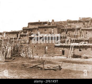 Zuni Pueblo, Nouveau-Mexique, 1873 Banque D'Images