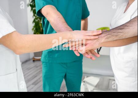 Groupe de professionnels de santé unifiés. Photo de haute qualité Banque D'Images